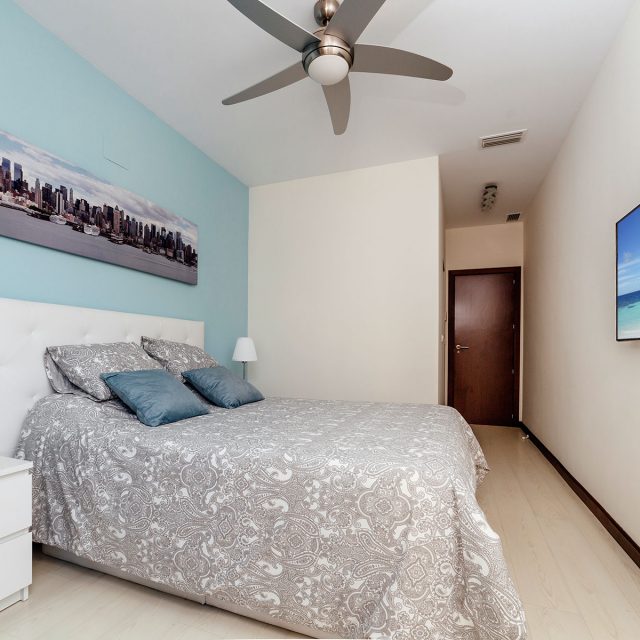 https://cotobro-rental-house.com/wp-content/uploads/dormitorio-principal-2-640x640.jpg